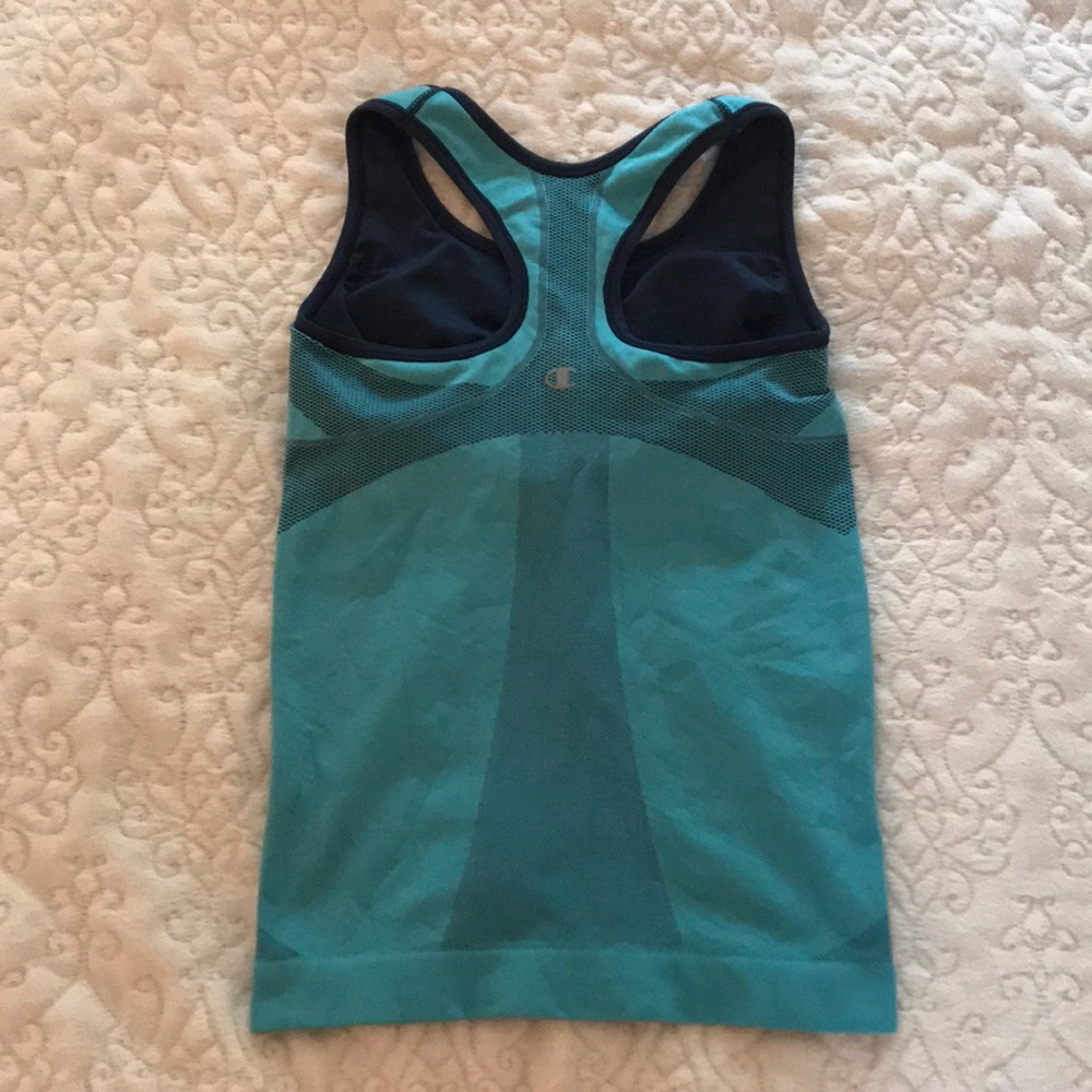 Champion exercise technical tank.  SzL, fits S - Picture 2 of 7